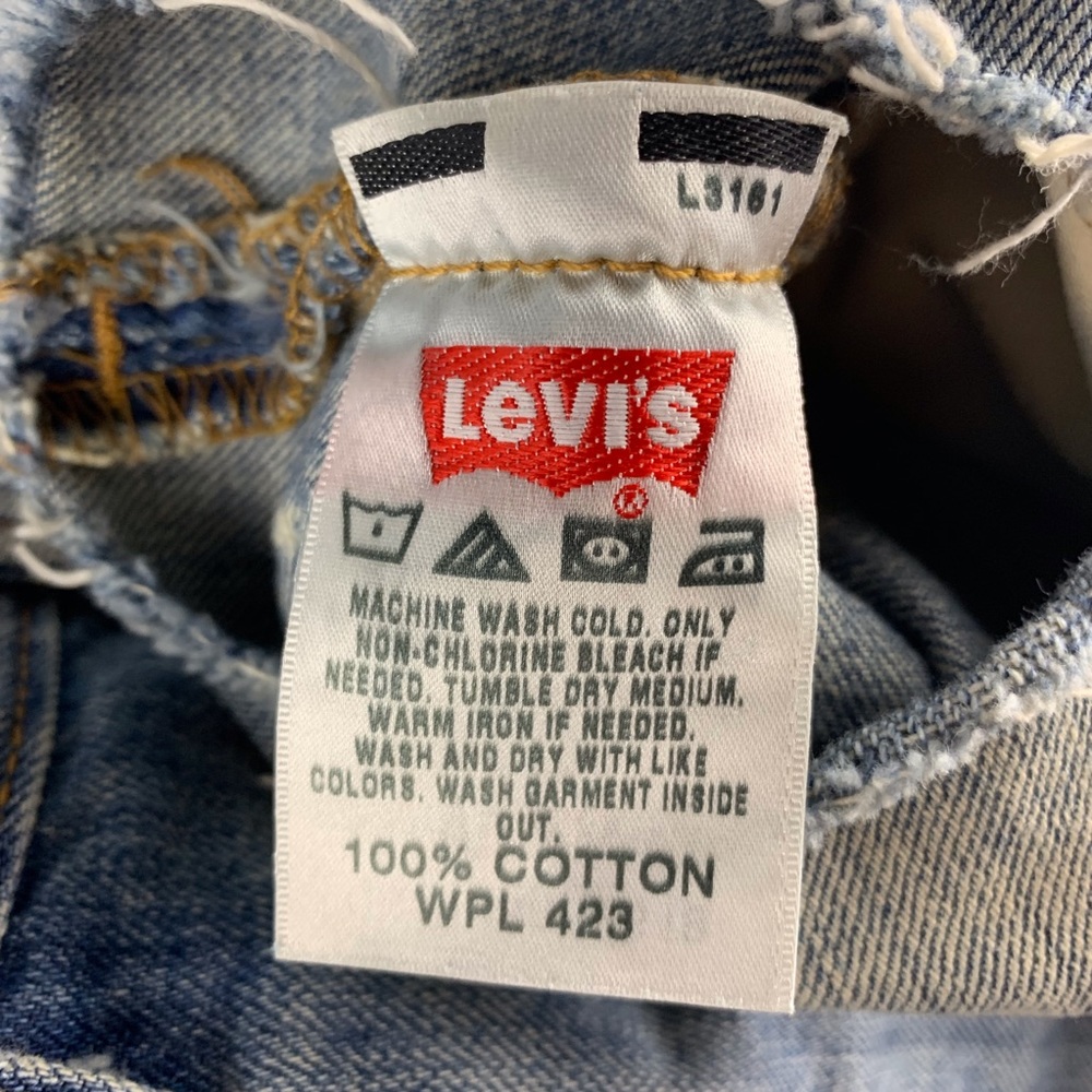 Levi’s | 501 Vintage High Waist Cut Off Shorts - Picture 6 of 7